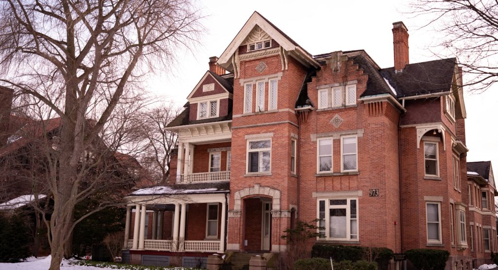 Q the Medical Spa at Lindsay House - exterior